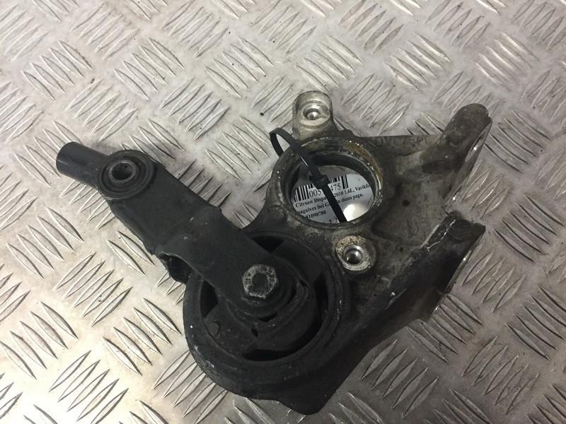 81090780 Citroen Dispatch 2010 Engine Mounting and Transmission Mount (Engine support)
