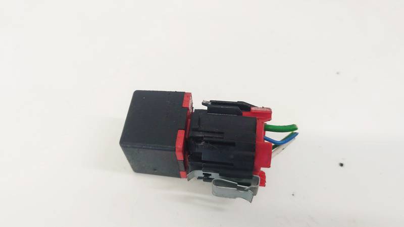PA66GF30 Peugeot 3008 2012 Relay module