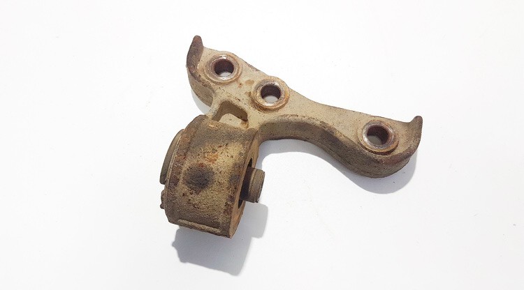 0BC4 Kia Sorento 2002 Engine Mounting and Transmission Mount (Engine support)