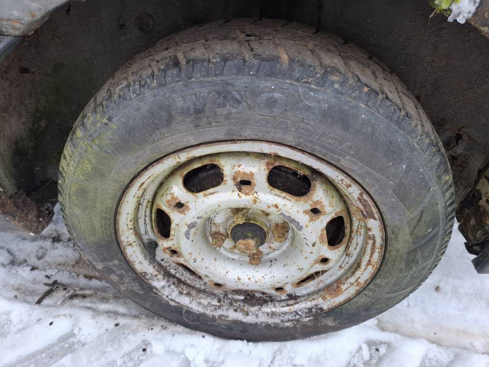 4×100 Volkswagen Passat 1990 Skardiniu ratu komplektas R14 - Thumbnail 3