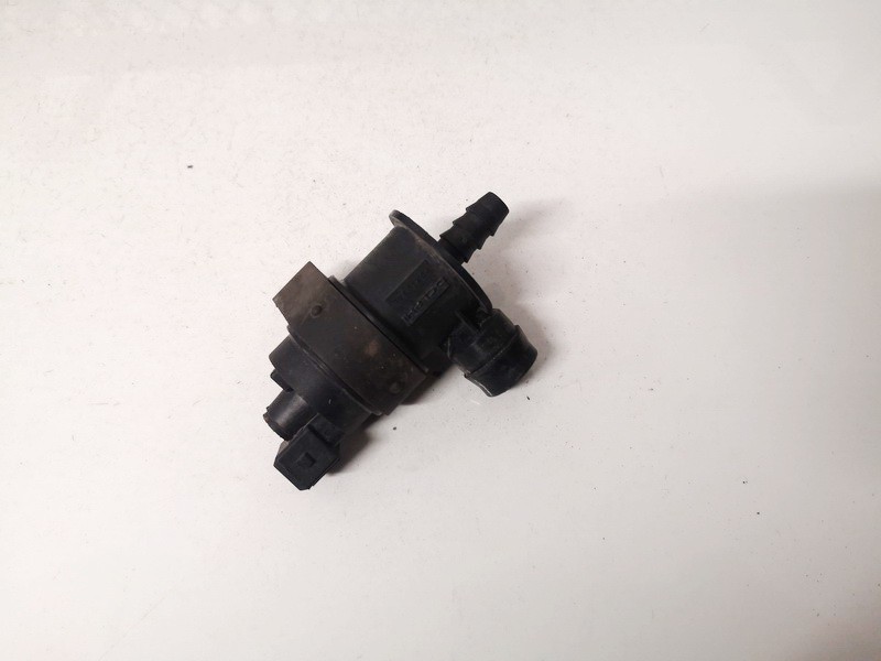 8653642 used Vacuum Control Purge Valve (Solenoid Valve) Volvo V50 2004
