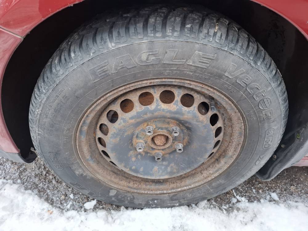 5×112 Volkswagen Jetta 2006 Komplet stalowych felg R15