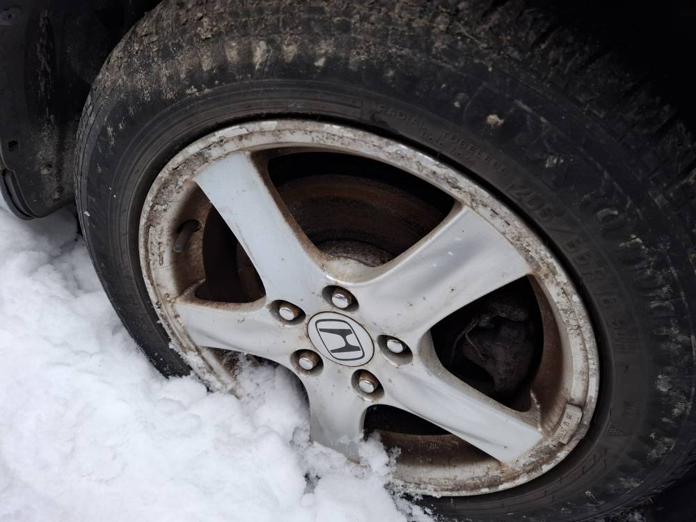 5X114.3 Honda Accord 2004 Liettuan renkaiden komplekti R16 - Thumbnail 2