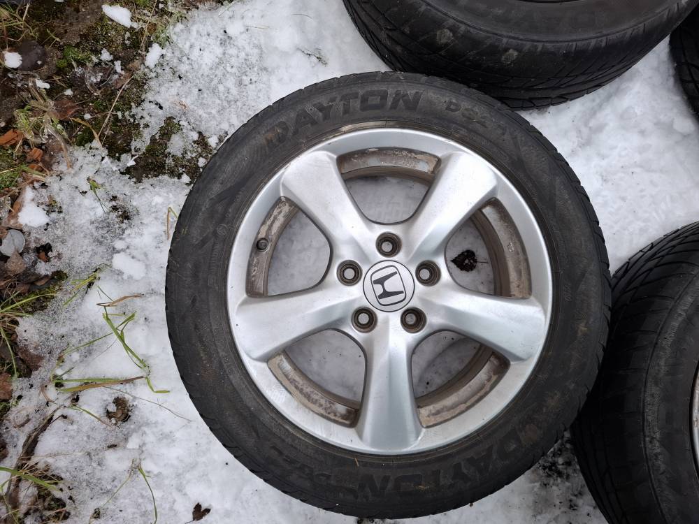5X114.3 Honda Accord 2004 Liettuan renkaiden komplekti R16 - Thumbnail 4