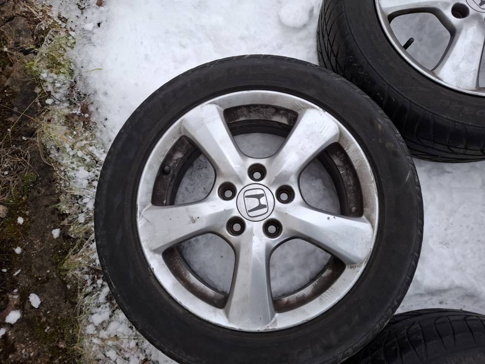 5X114.3 Honda Accord 2004 Liettuan renkaiden komplekti R16 - Thumbnail 3