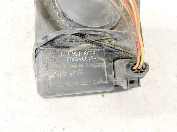 1J0951605A Volkswagen Golf 2008 Alarm Siren Module (Alarm System-Horn ) - Thumbnail 2