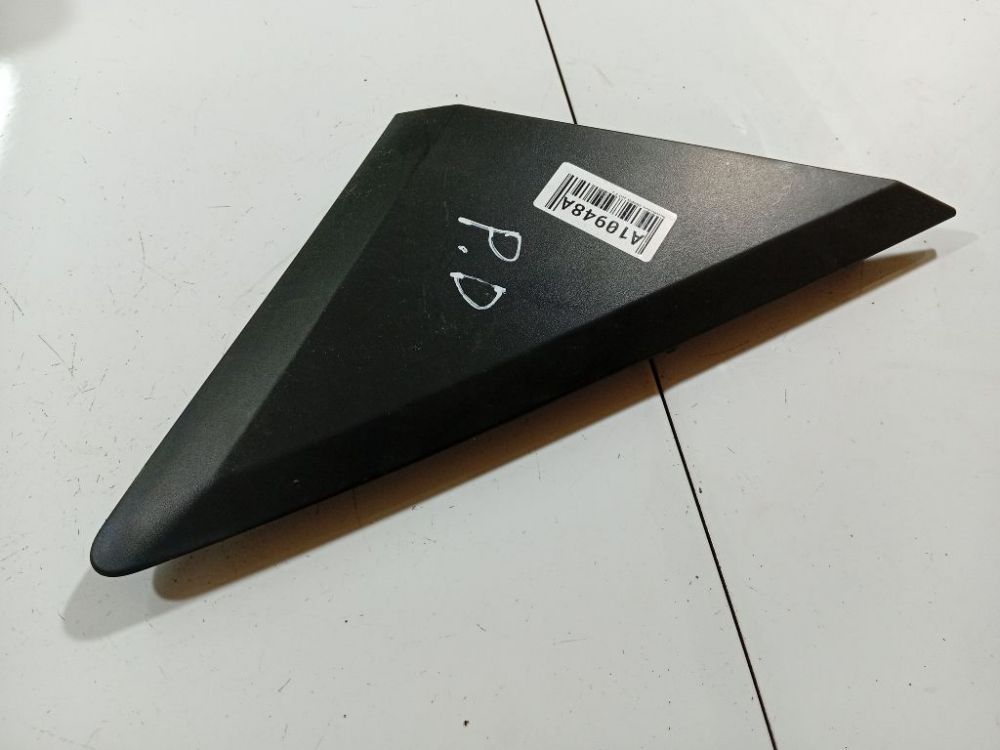 A9068110107 Mercedes-Benz Sprinter 2007 Salona apdare (plastmasas)