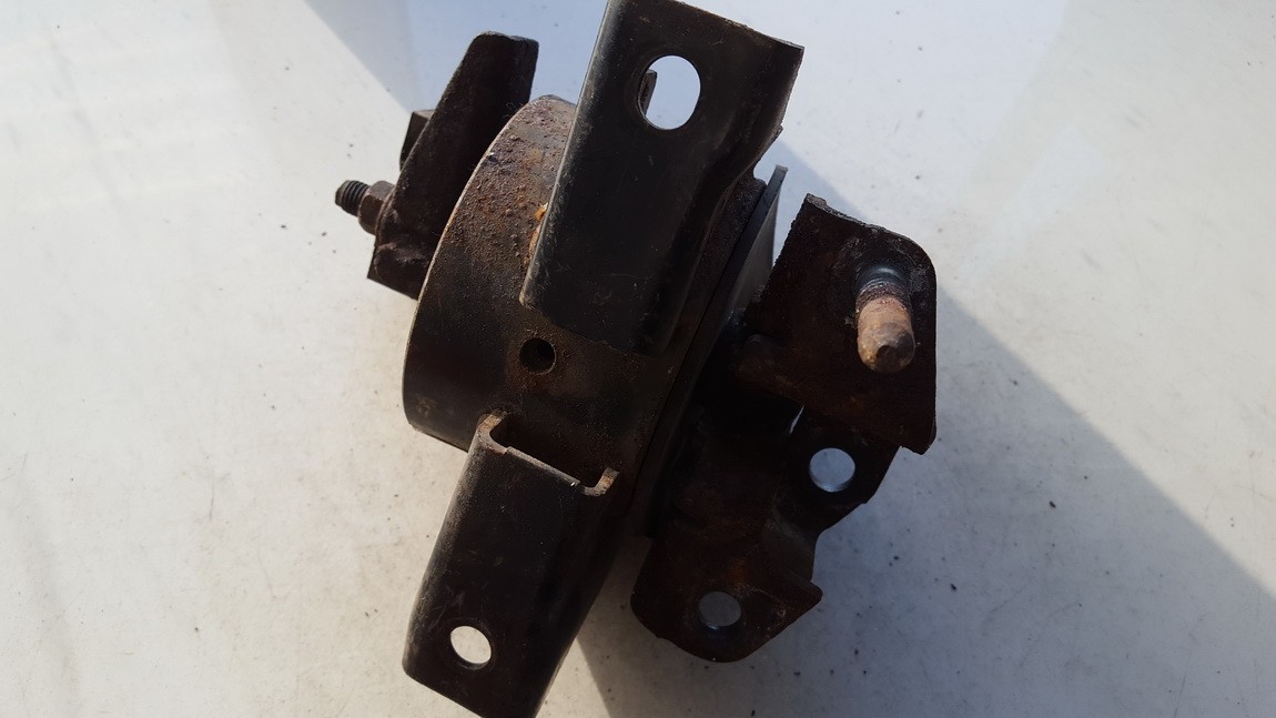 USED used Engine Mounting and Transmission Mount (Engine support