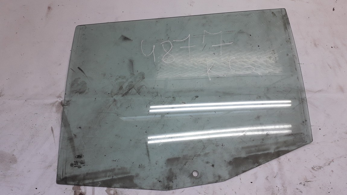 Ford Mondeo 2001 Боковое окно - задний правый