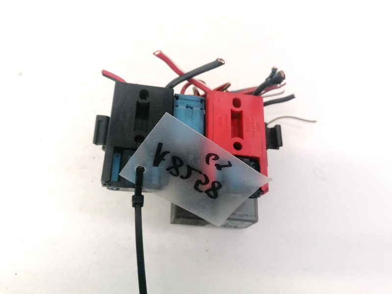 4RA00351029 Audi A6 1998 CAJA RELES -  FUSIBLES