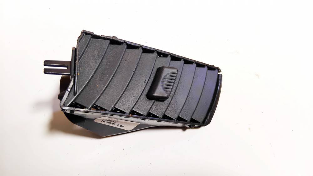 13145056 Opel Zafira 2007 ventilation intérieur