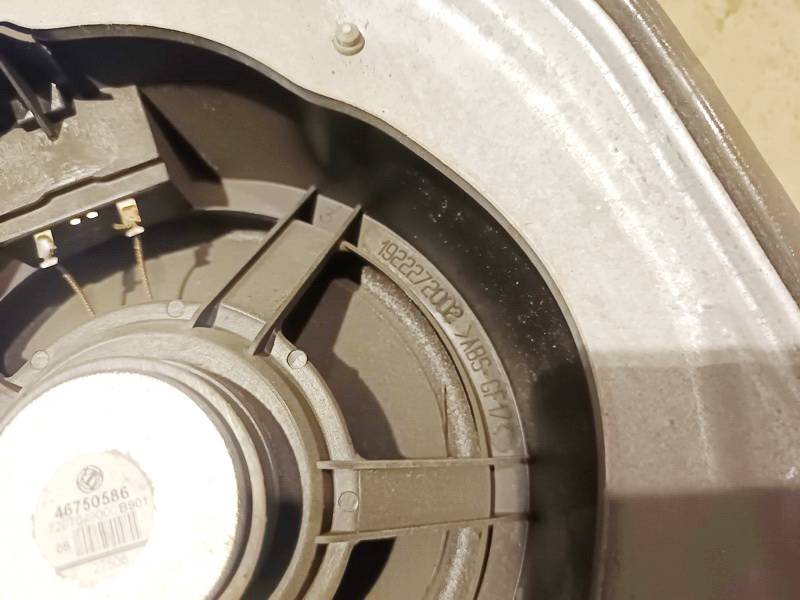 1922272002 Fiat Croma 2006 Speaker (audio) - Thumbnail 3