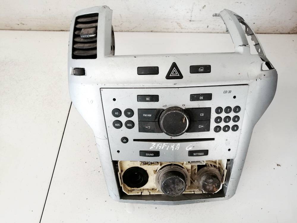 497316088 Opel Zafira 2011 Autoradio