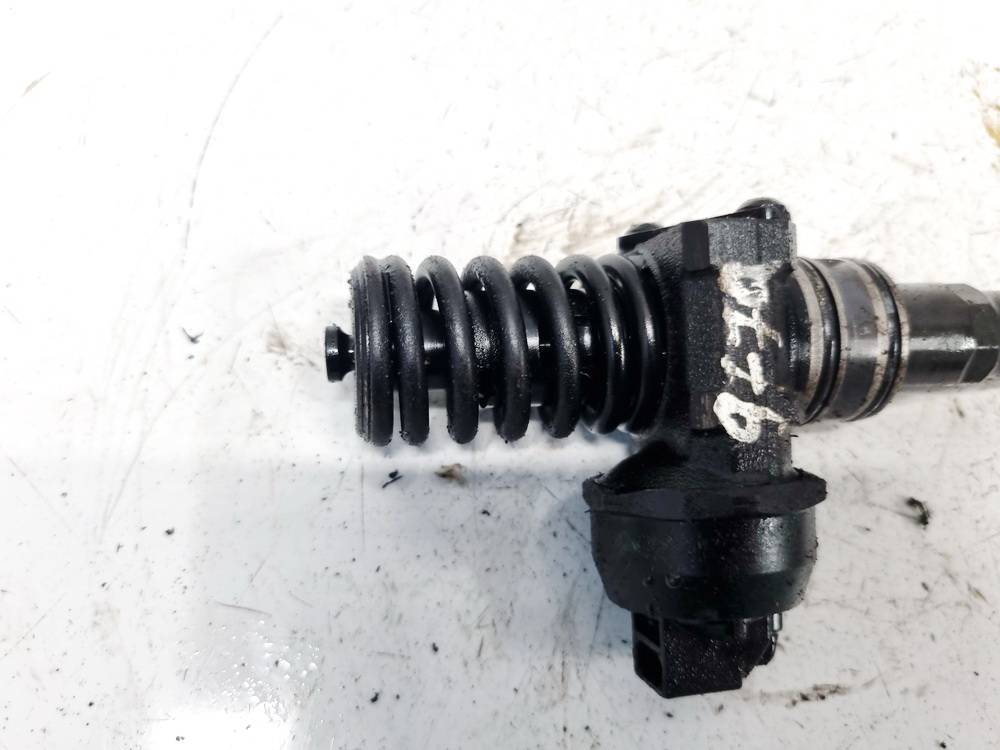 038130073BN Volkswagen Passat 2008 Degvielas iesmidzinātājs (inžektors) - Thumbnail 2