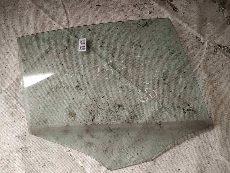 AS2 BMW 1-Series 2005 Боковое окно - задний правый