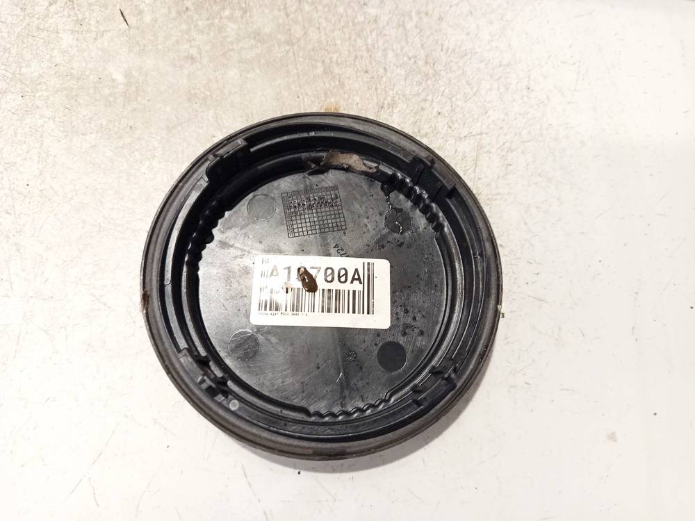 89391724 Volkswagen Polo 2008 Headlight bulb dust cover cap - FRONT