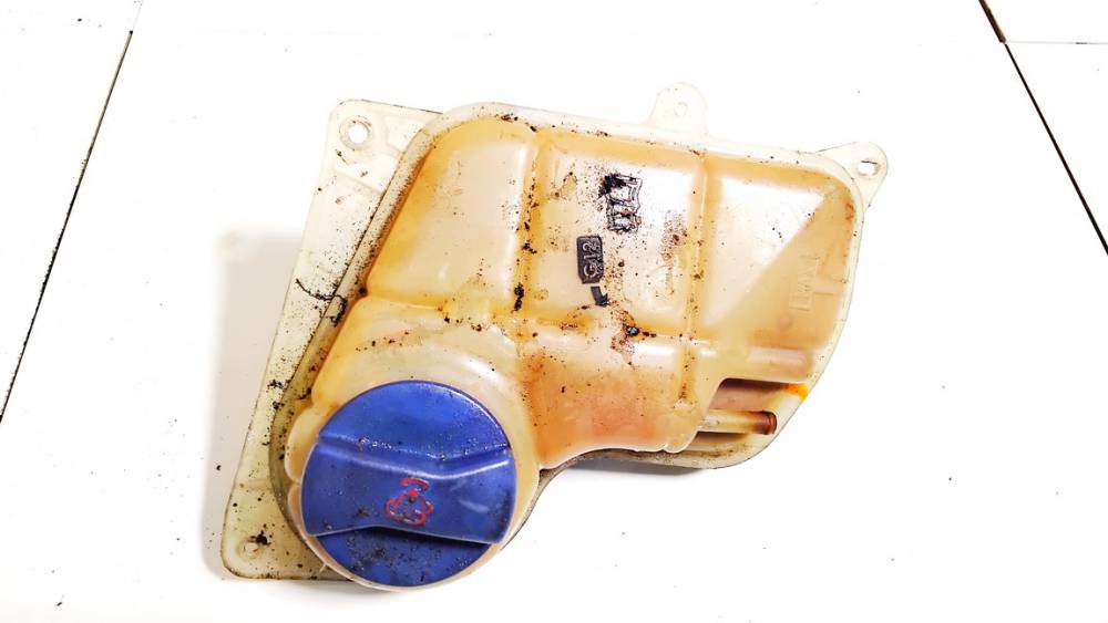 8D0121403L Audi A4 1997 Expansion Tank coolant (RADIATOR EXPANSION TANK BOTTLE )