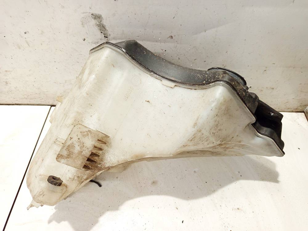 61667007970 BMW 3-Series 2000 Wischwasserbehälter behälter - Thumbnail 2