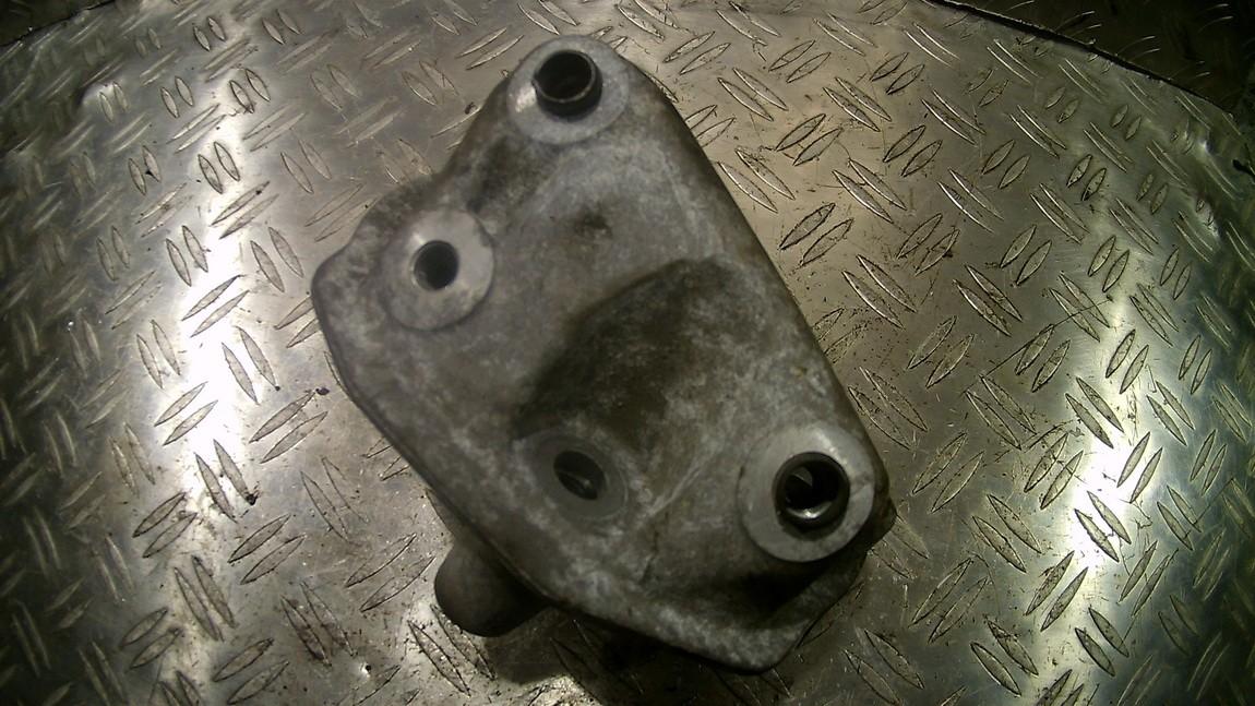 9653124780 Peugeot 307 2003 Engine Mount Bracket and Gearbox Mount Bracket