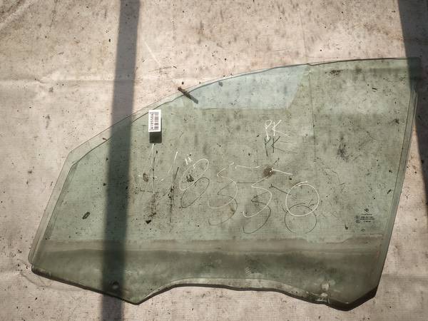 AS2 BMW 1-Series 2005 Боковое окно - передний левый