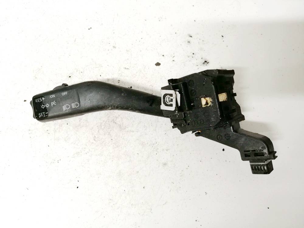 1K0953513A Volkswagen Golf 2004 Indicator Switch (Light Stalk)