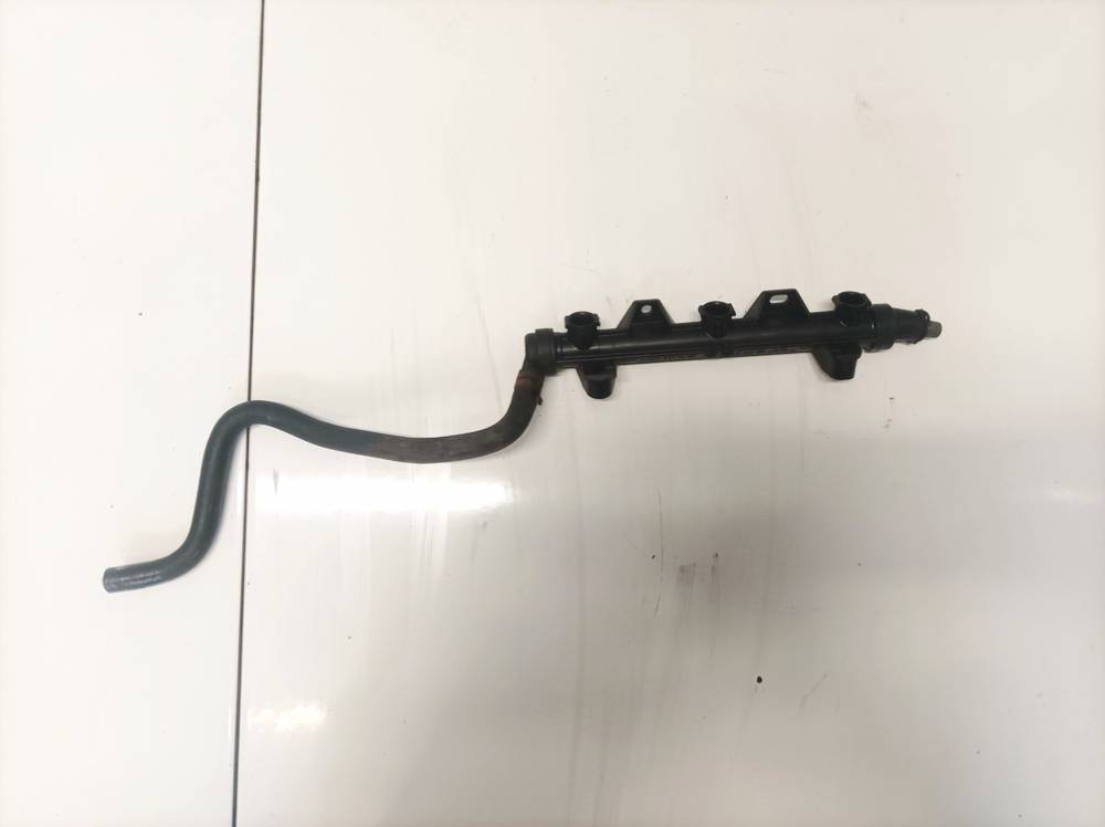 03E133320A Skoda Roomster 2008 Fuel injector rail (injectors)(Fuel distributor)