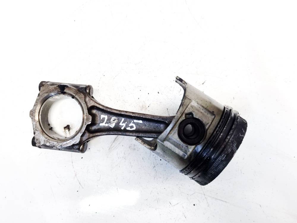 Opel Combo 1997 Tłok z korbowodem