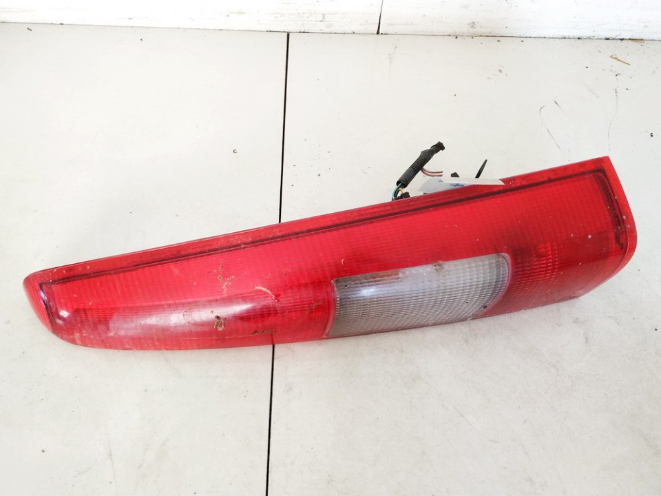 9157800 Volvo V70 1999 Lampa tylna - TYLNE PRAWE