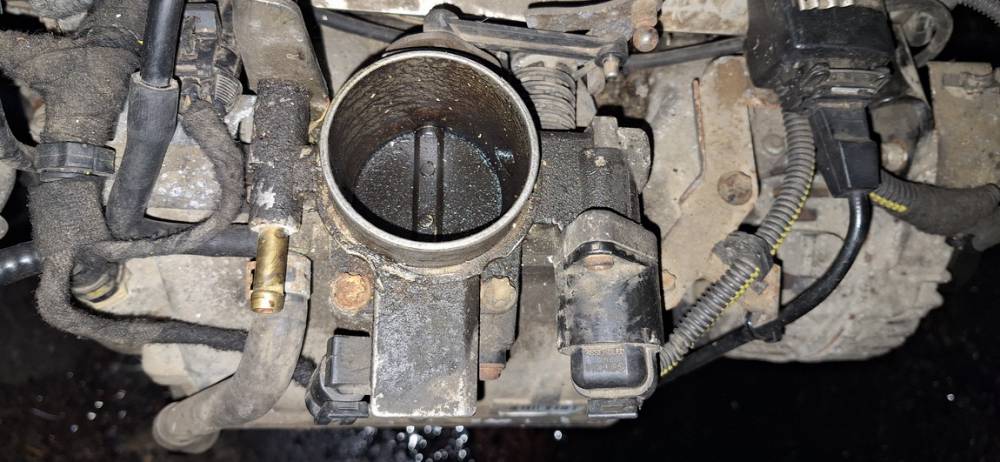 Opel Astra 2000 Zawór przepustnicy