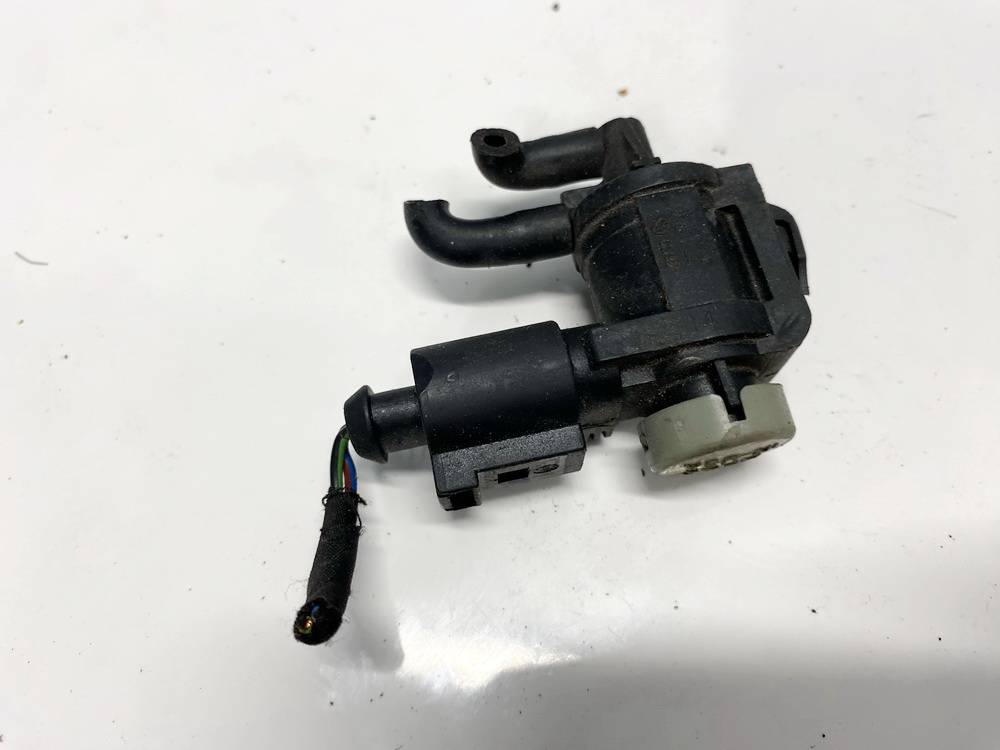 1K0906283A Volkswagen Passat 2007 Electrical selenoid (Electromagnetic solenoid) - Thumbnail 3