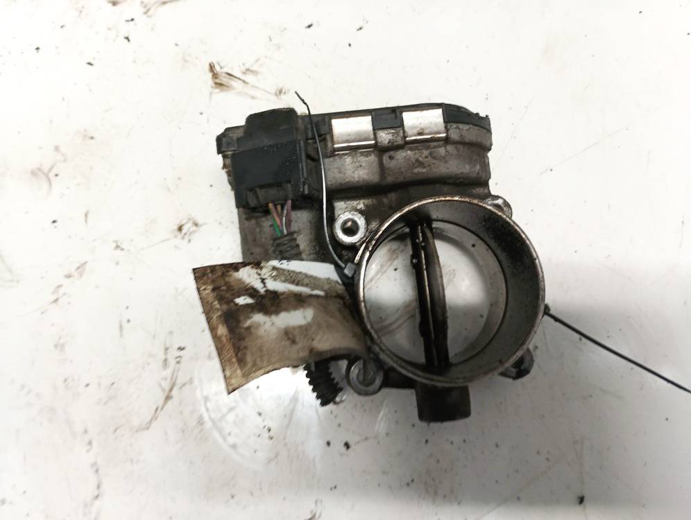 31216665 Volvo XC 60 2012 Suurella Virtaamalla Varustettu Kaasuläpän