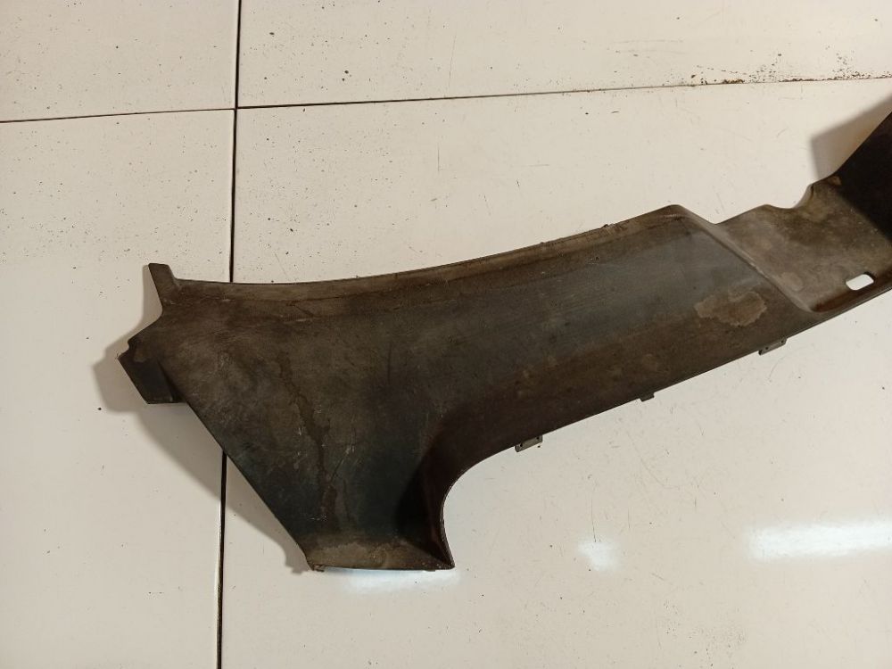 13675 Audi A6 2005 Wiper Muolding - FRONT - Thumbnail 2