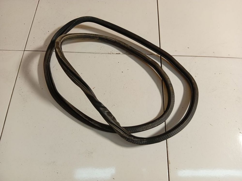 Audi A6 2005 Duru Guma G.K.