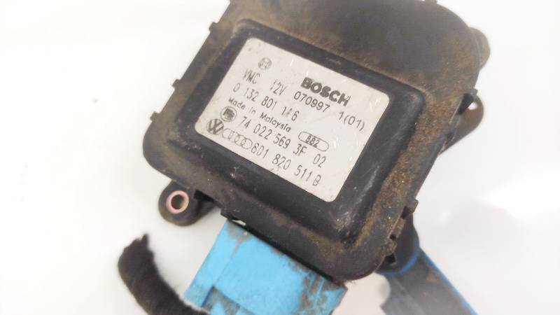 8D1820511B Audi A4 1997 Sildītāja vārsta motoriņš - Thumbnail 3