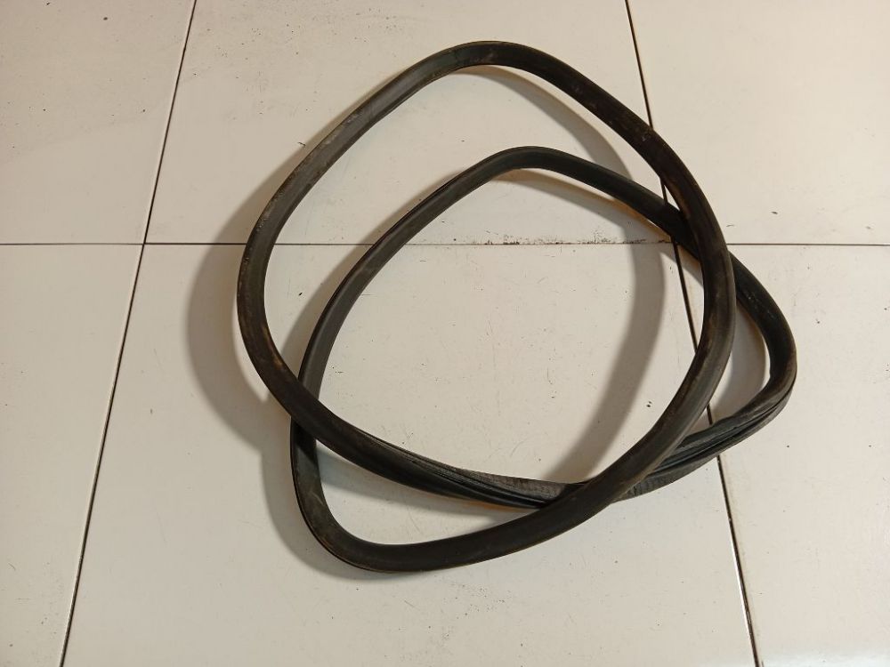 Audi A6 2005 Duru Guma G.D.