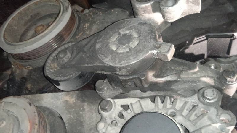 03G903315C Seat Toledo 2009 Napinacz paska (napinacz paska rozrządu) - Thumbnail 2