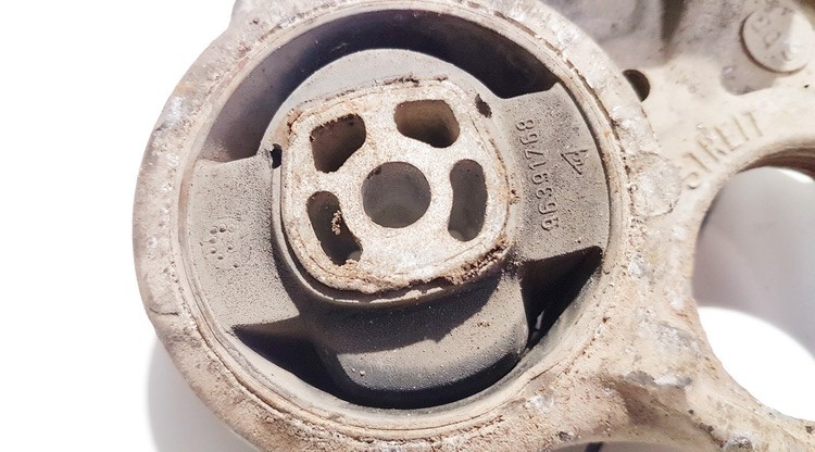 81090780 Peugeot 407 2006 Engine Mounting and Transmission Mount (Engine support) - Thumbnail 3