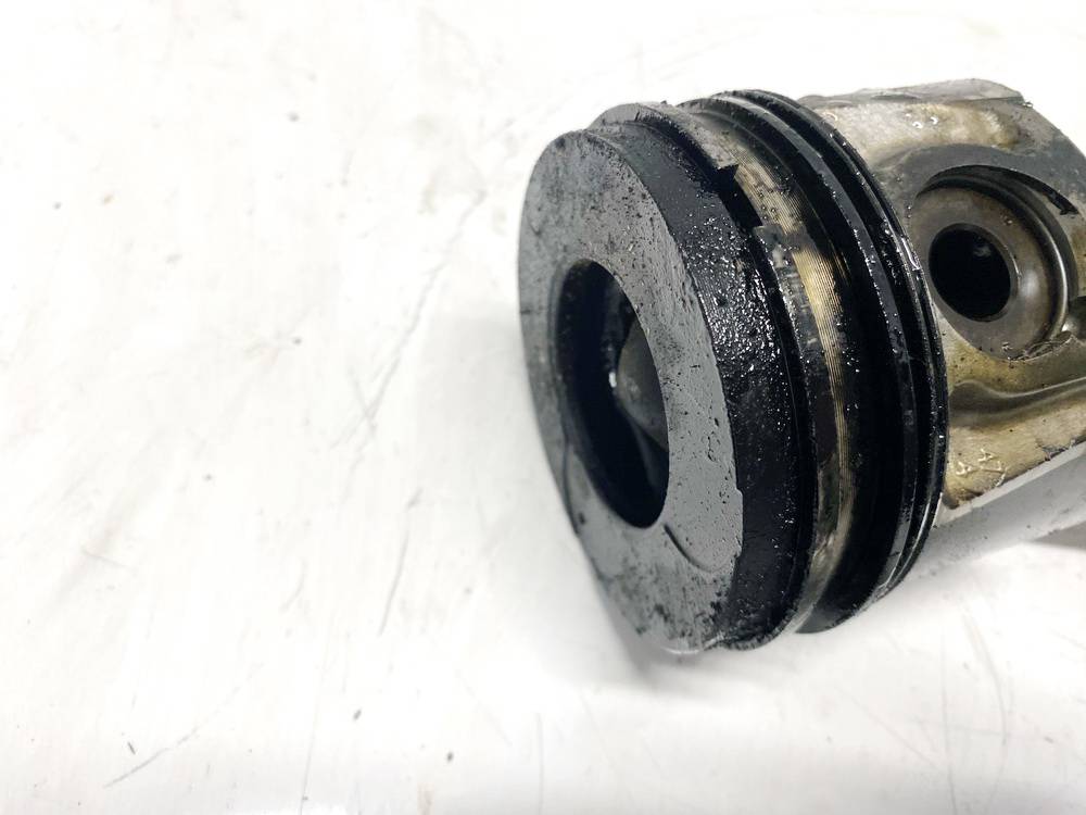 HS2RI Peugeot 407 2006 PISTON and arnaque-Bielle - Thumbnail 2