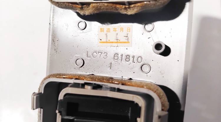 LC7361810 Mazda MPV 2001 Salono oro groteles - Thumbnail 3