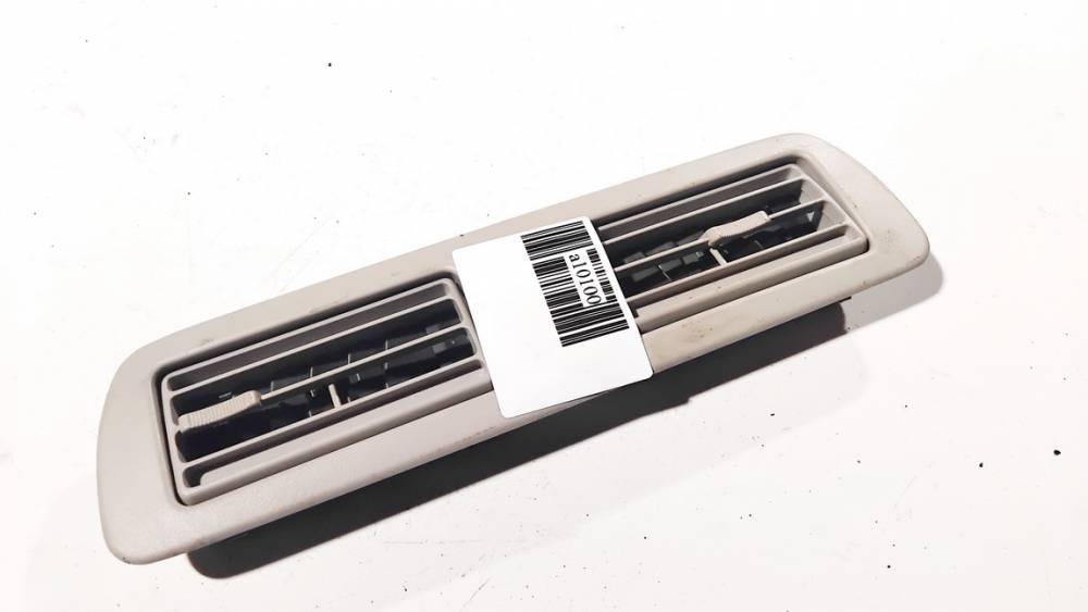 LC7361810 Mazda MPV 2001 Wloty powietrza do kabiny