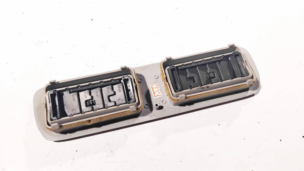 LC7361810 Mazda MPV 2001 Salono oro groteles - Thumbnail 2