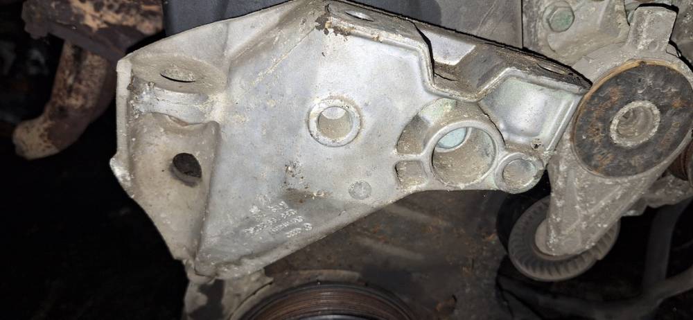 038199207 Audi A3 1997 Engine Mount Bracket and Gearbox Mount Bracket - Thumbnail 2