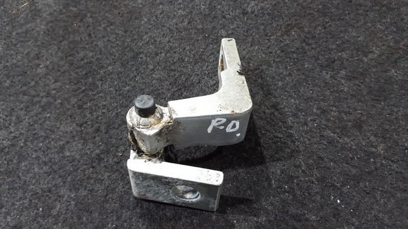 1J0831402A Seat Toledo 2001 Priekiniu duru vyris P.