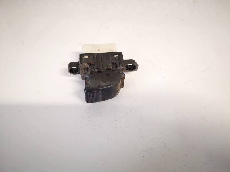 Mazda 6 2003 Loga vadības poga (loga pacēlāja pogas)