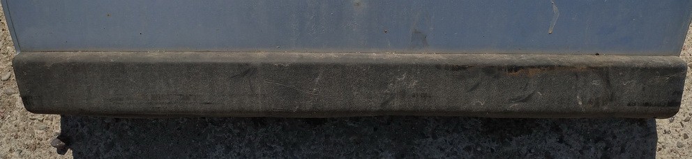 Volkswagen Passat 2003 arrière gauche garniture porte de moulage