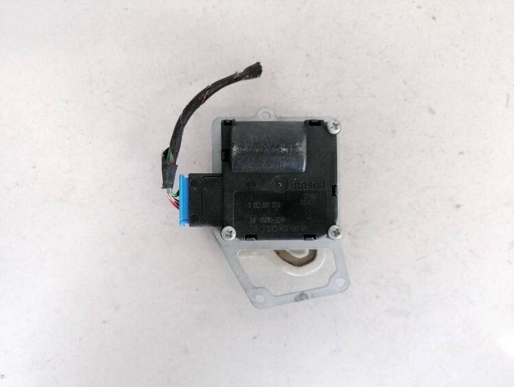 4E0820511 Volkswagen Touareg 2004 Heater Vent Flap Control Actuator Motor