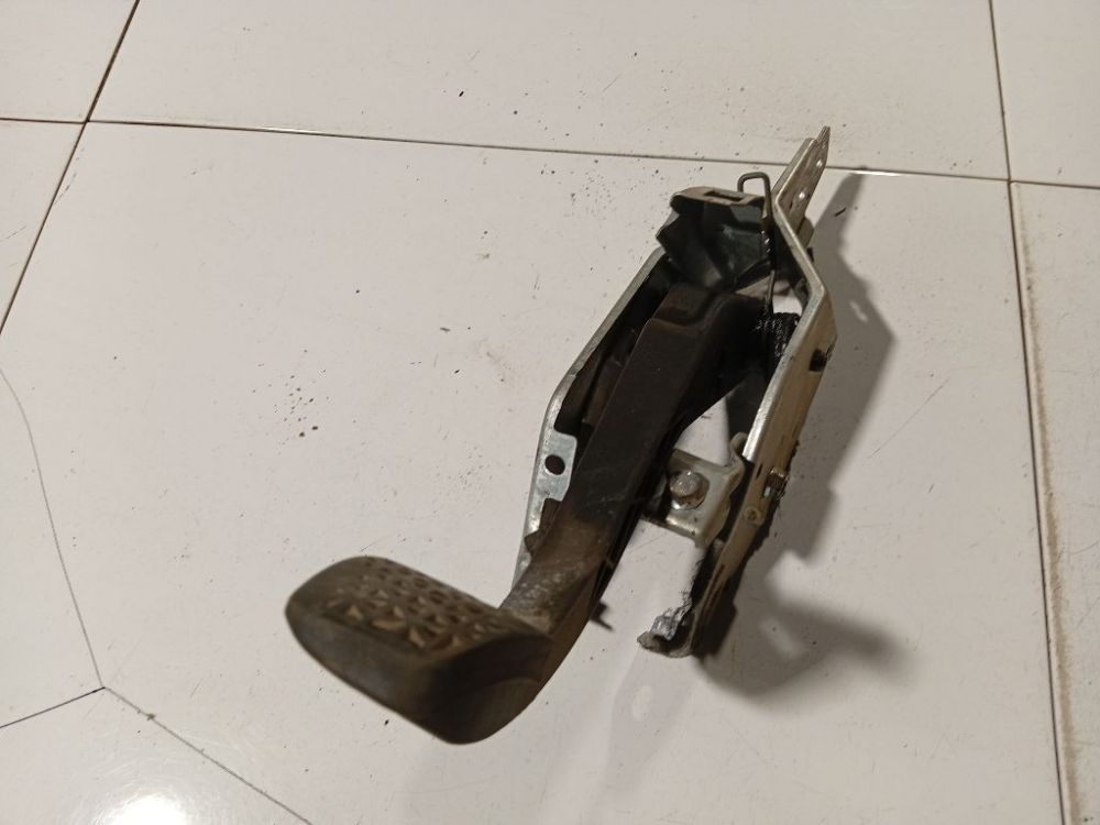 Opel Astra 2006 Clutch pedal