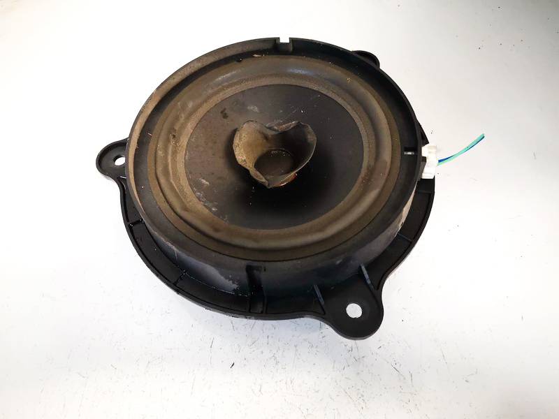 28156AV710 Nissan Primera 2003 Speaker (audio)