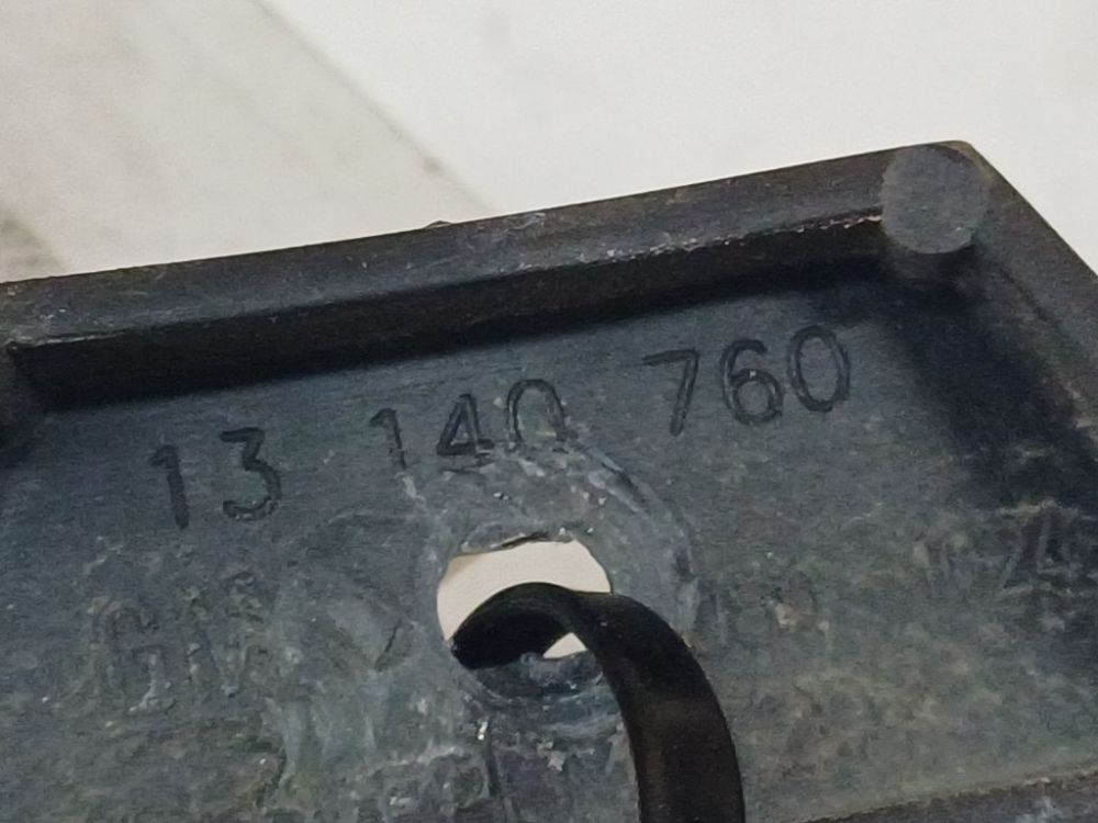 13140760 Opel Vectra 2003 pare-chocs avant support de montage gauche - Thumbnail 4