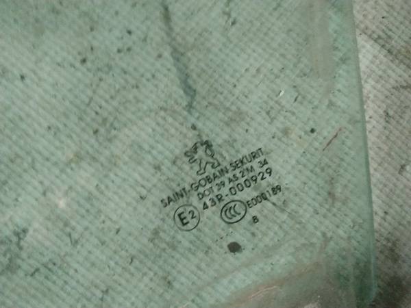 AS2 Peugeot 308 2008 Door-Drop Glass - FRONT LEFT - Thumbnail 2